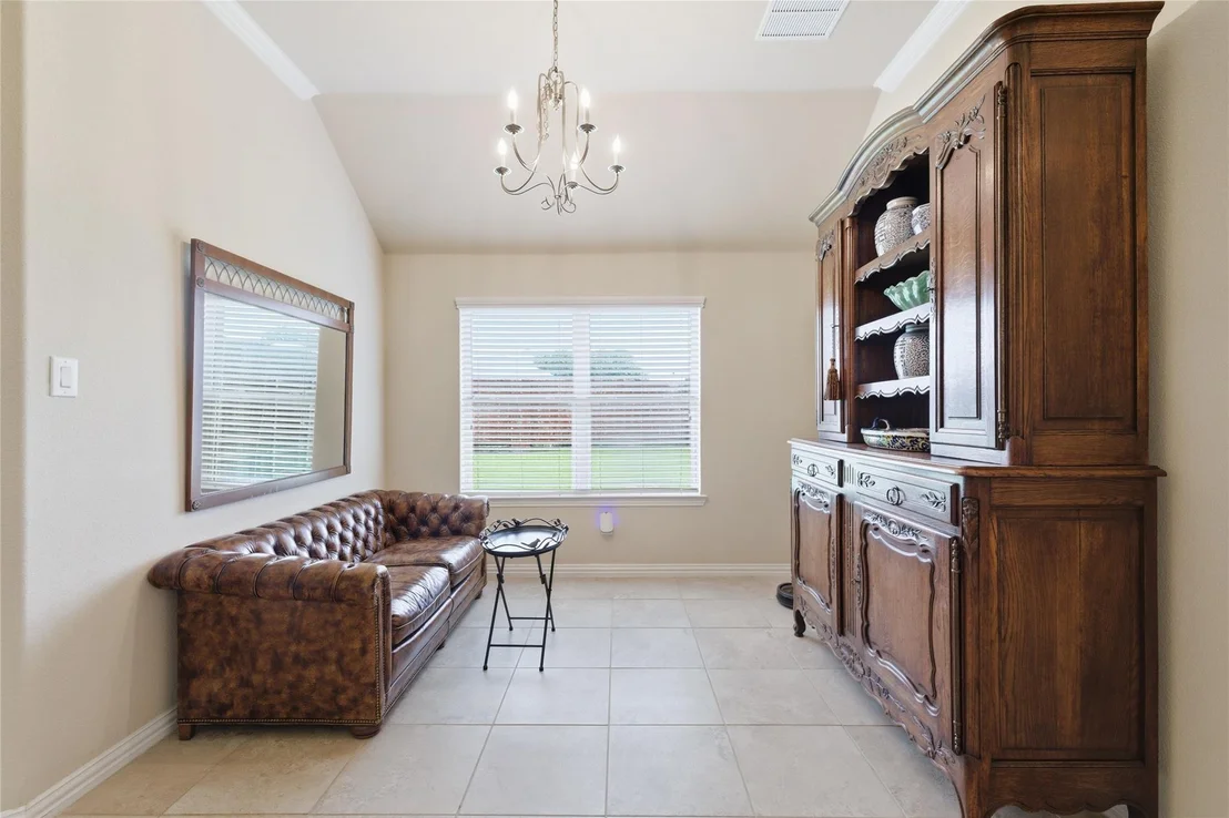Photo of 800 Silverthorne Drive
