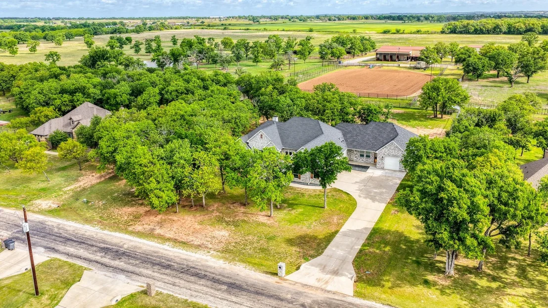Photo of 115 Post Oak Way