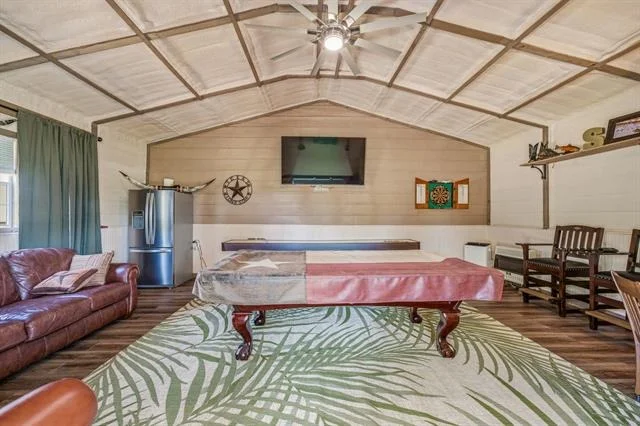 Photo of 1271 Private 2120 Road
