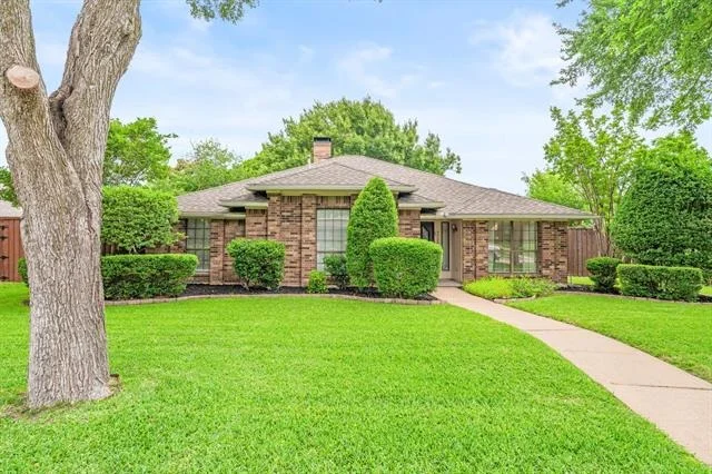 Photo of 4405 Avonshire Lane