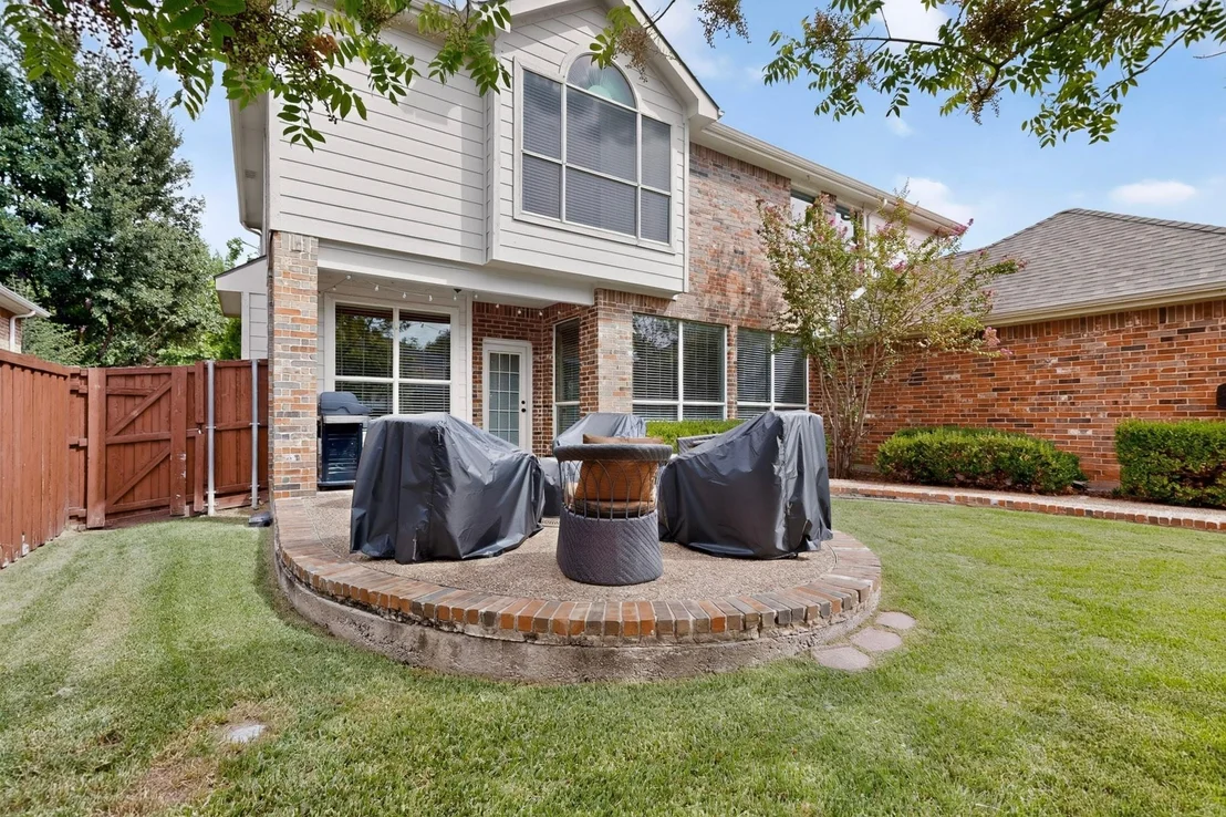 Photo of 9621 Plains Circle
