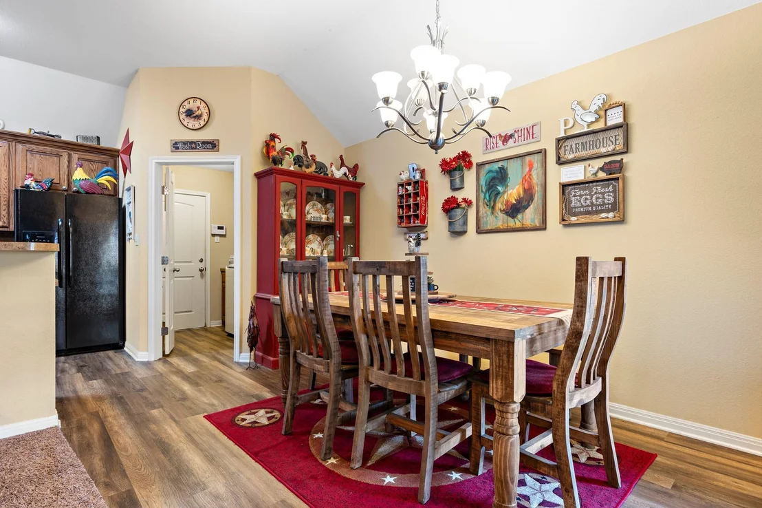 Photo of 219 Oak Meadow Trail