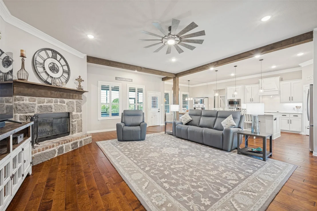 Photo of 4515 County Road 494
