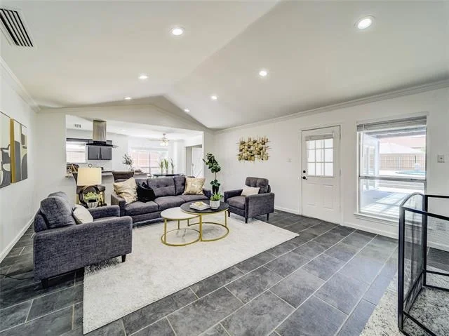 Photo of 6004 White Rose Trail