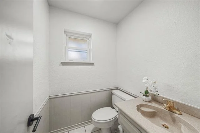 Photo of 2415 Lakeview Circle