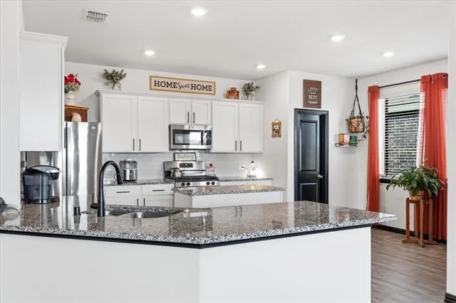 Photo of 645 Ridgeback Trail