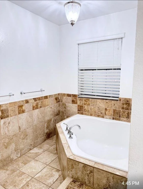 Photo of 2524 Mockingbird Road