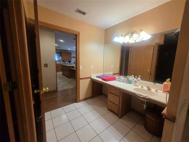 Photo of 1404 Roanoake Drive