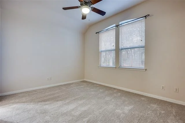 Photo of 4401 Oak Shores Circle