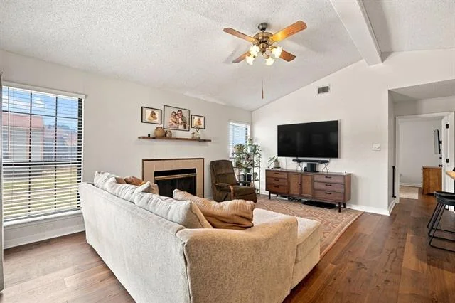 Photo of 749 Chanticleers Lane