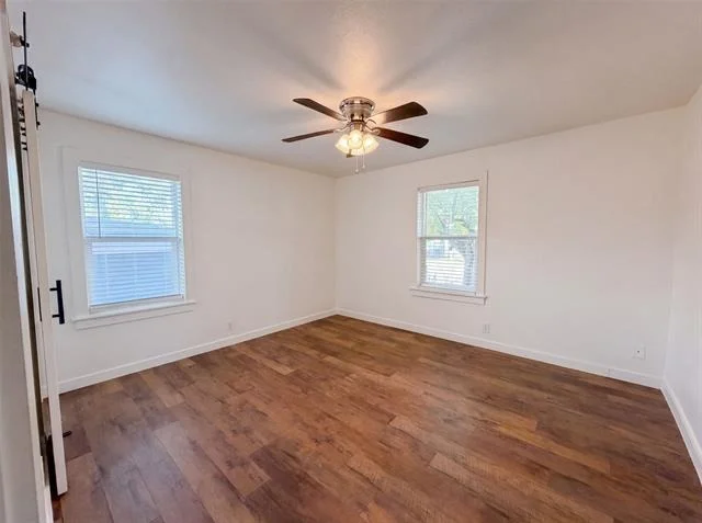 Photo of 832 Central Drive
