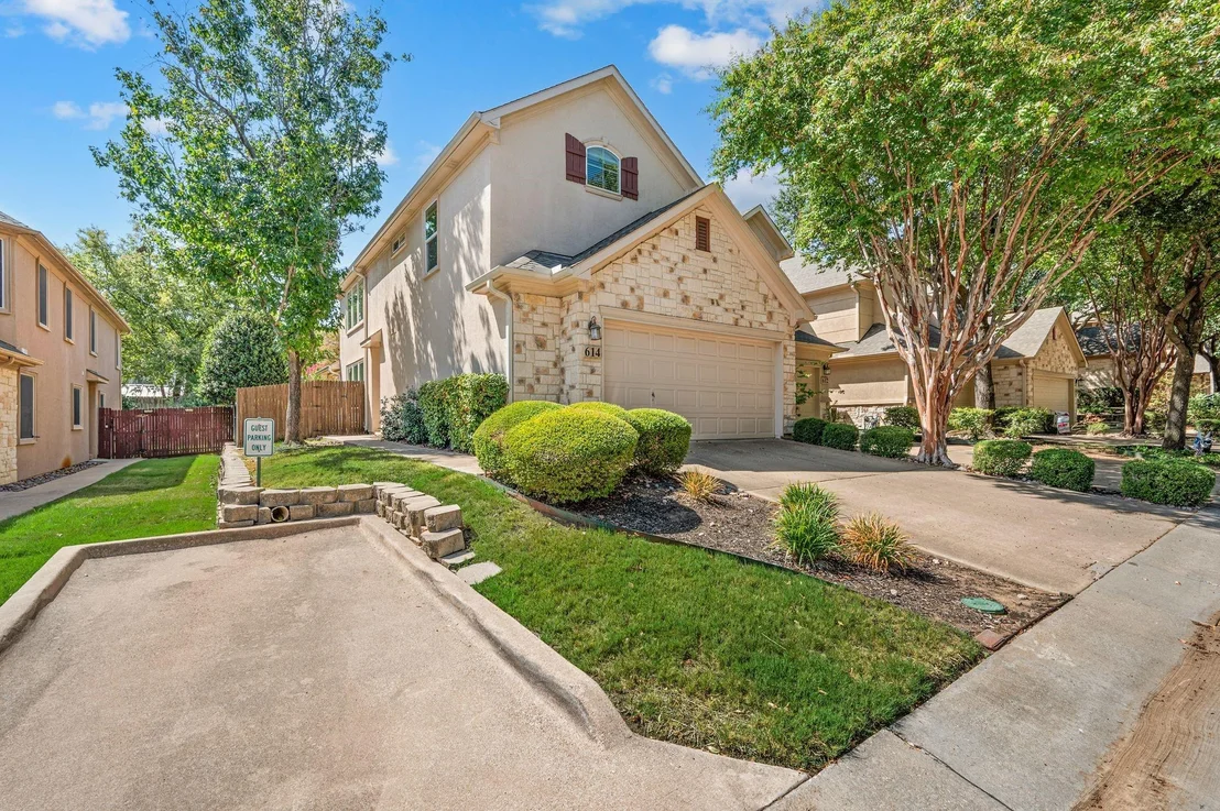 Photo of 614 Rosemead Drive