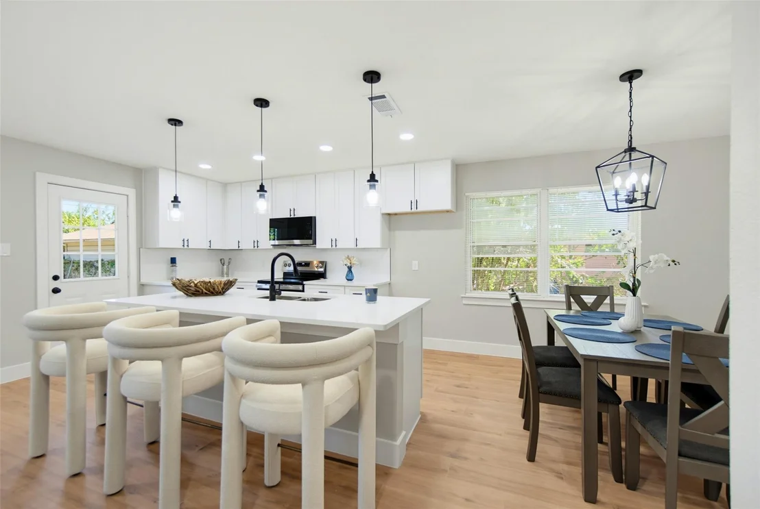 Photo of 3049 Latham Drive