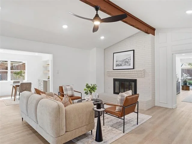Photo of 2369 Claridge Circle