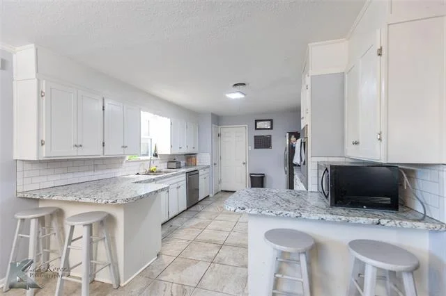 Photo of 2310 Hollis Drive