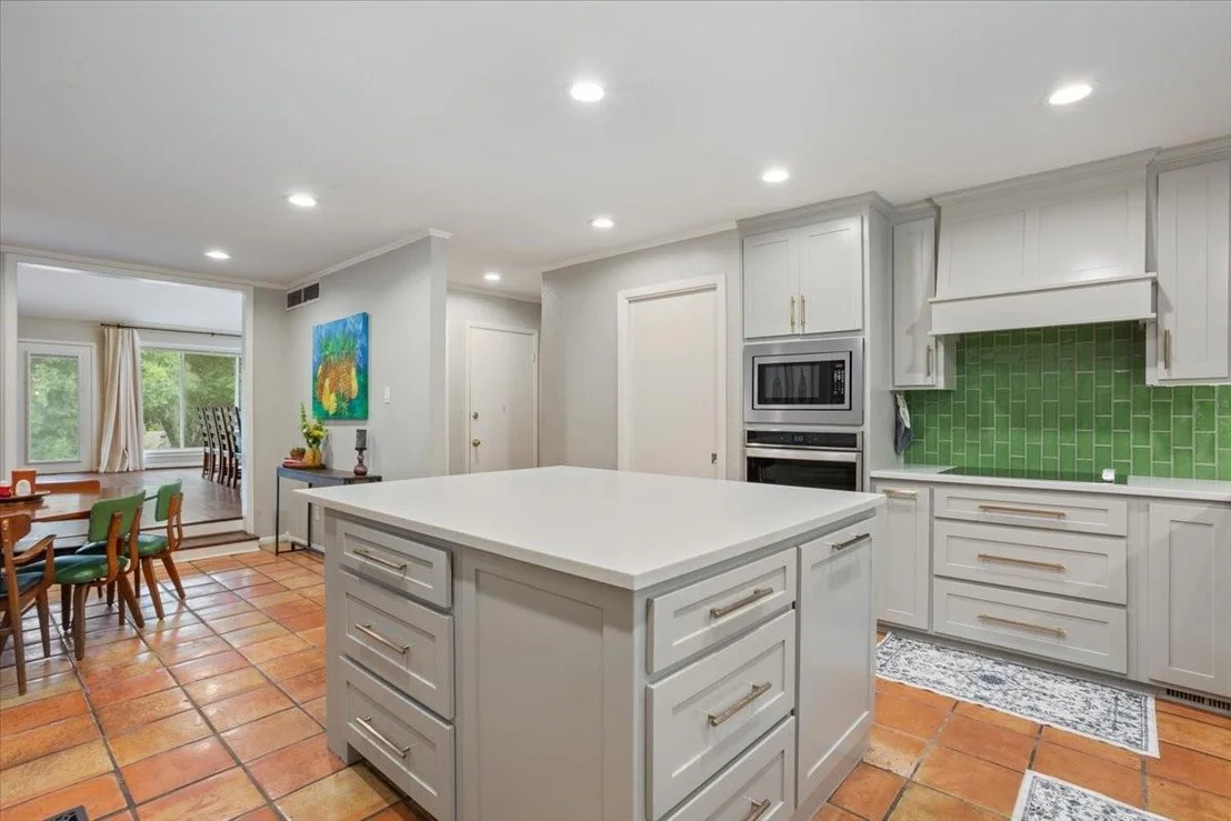 Photo of 2424 Richards Drive