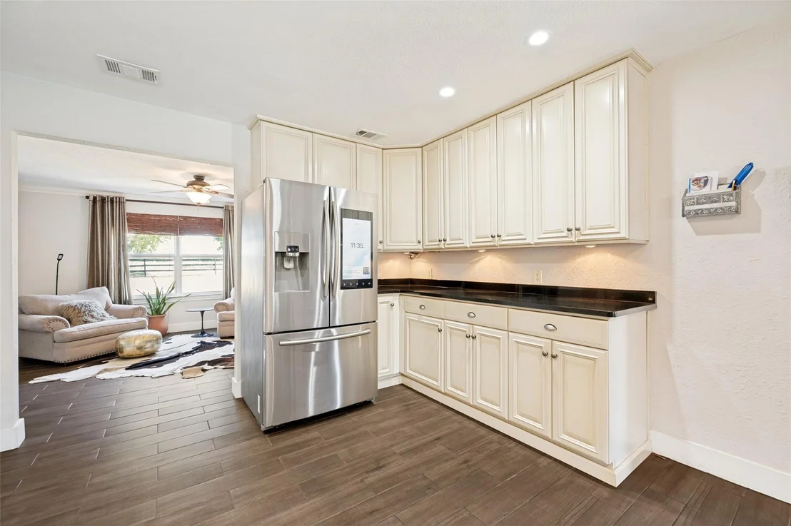 Photo of 6949 Freda Lane