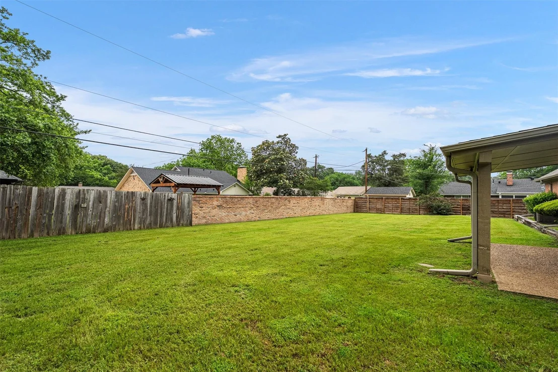 Photo of 1102 Mill Run Road