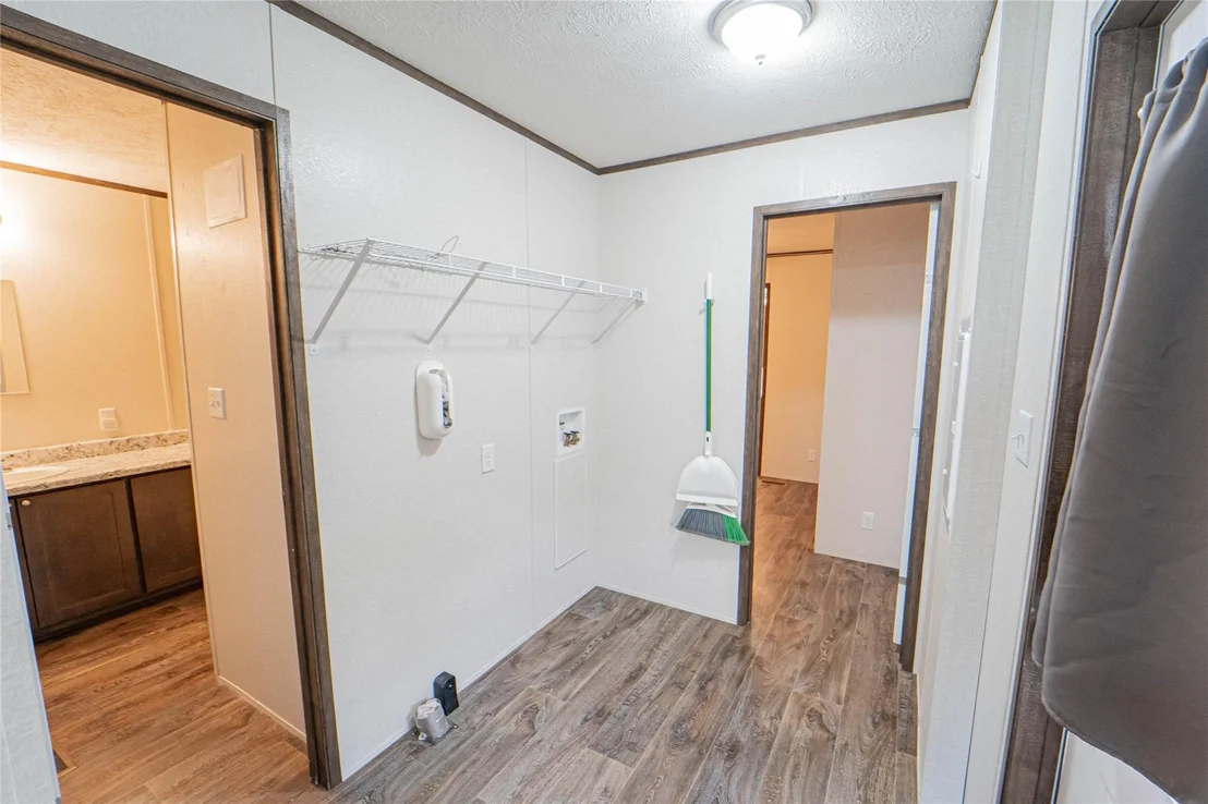 Photo of 2162 County Road 208