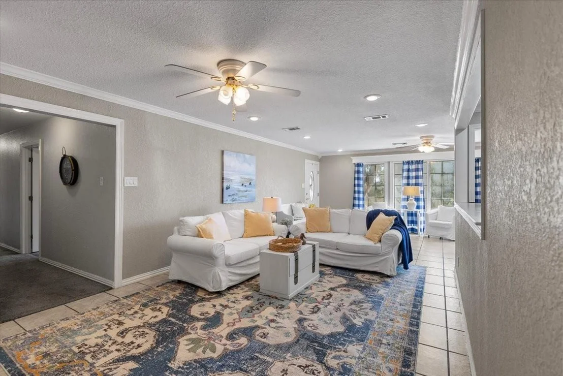 Photo of 1715 Leisure Lane