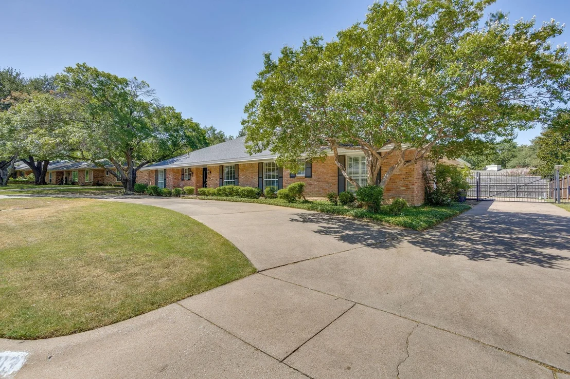Photo of 4813 Springwillow Road