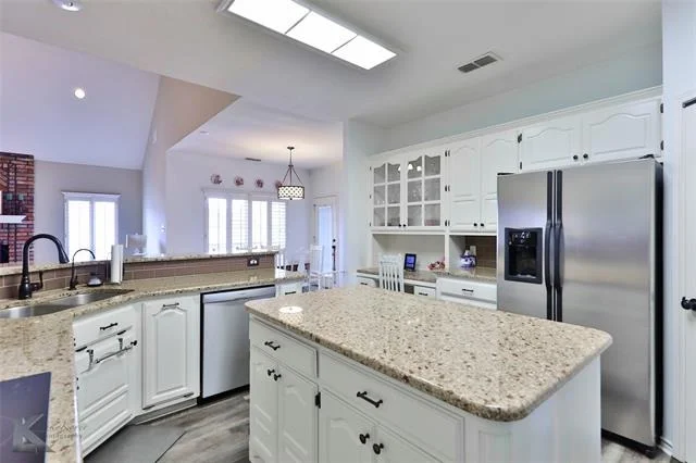 Photo of 98 Glen Abbey Street