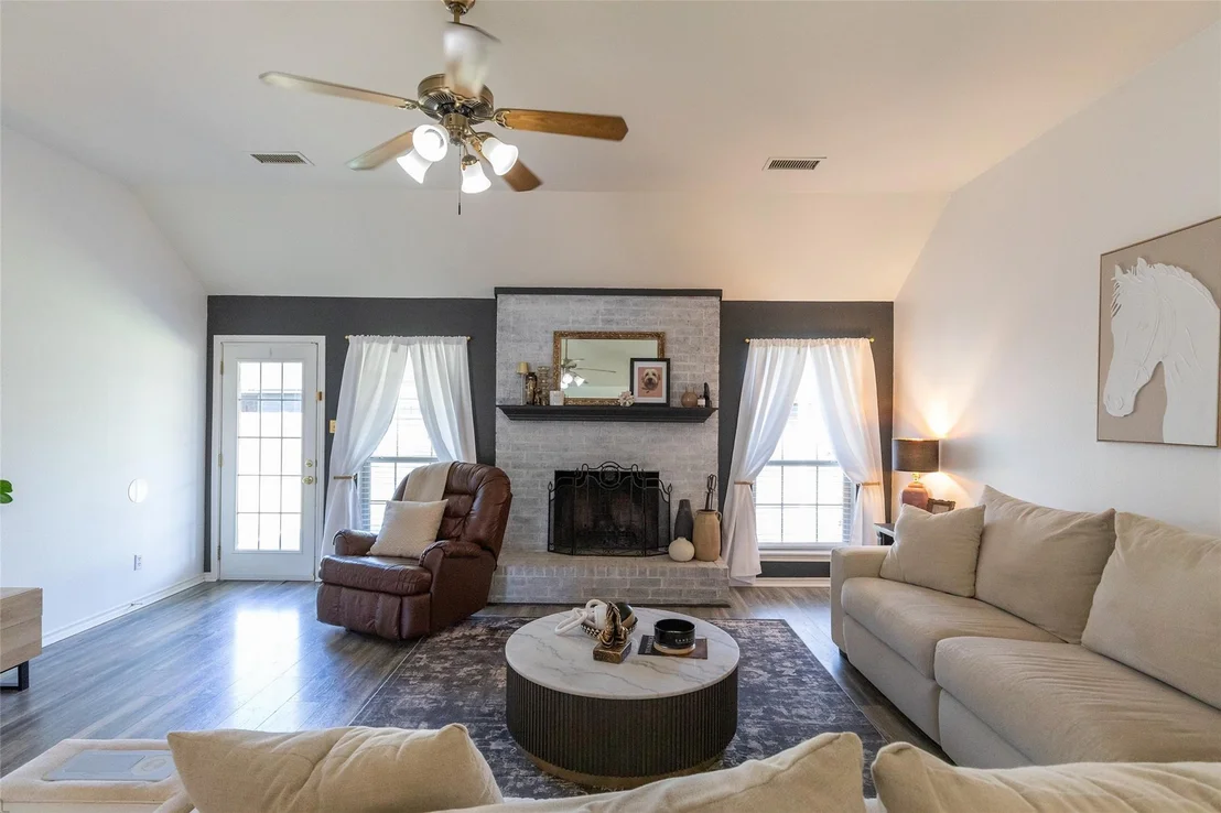 Photo of 4450 Cole Drive