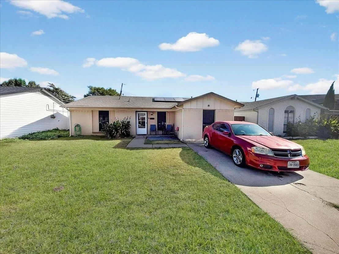 Photo of 705 Parker Circle