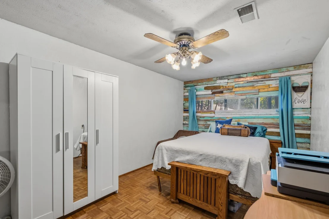 Photo of 5607 Mona Lane