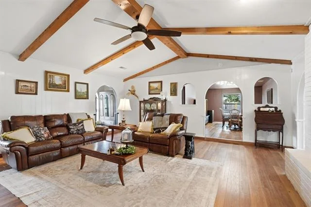Photo of 188 Avenida Cortez