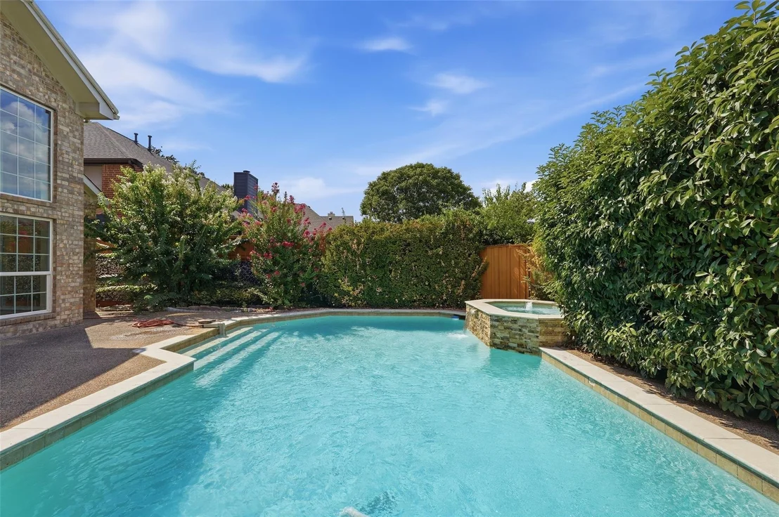 Photo of 2741 Barrington Drive
