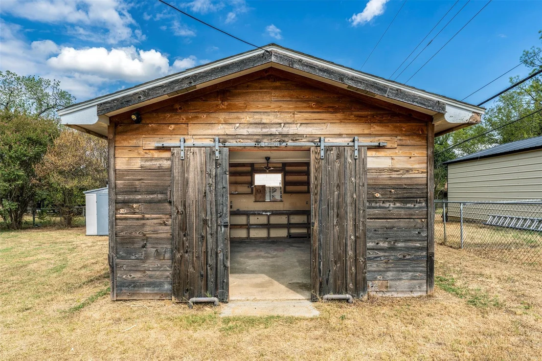 Photo of 1101 Kennedale Sublett Road
