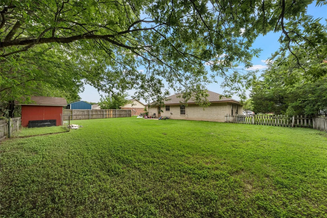Photo of 1307 Luanne