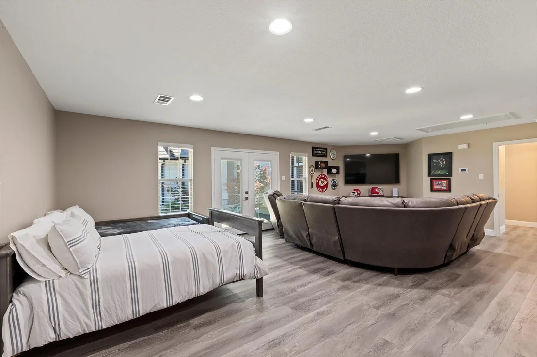 Photo of 1301 Oak Hill Drive