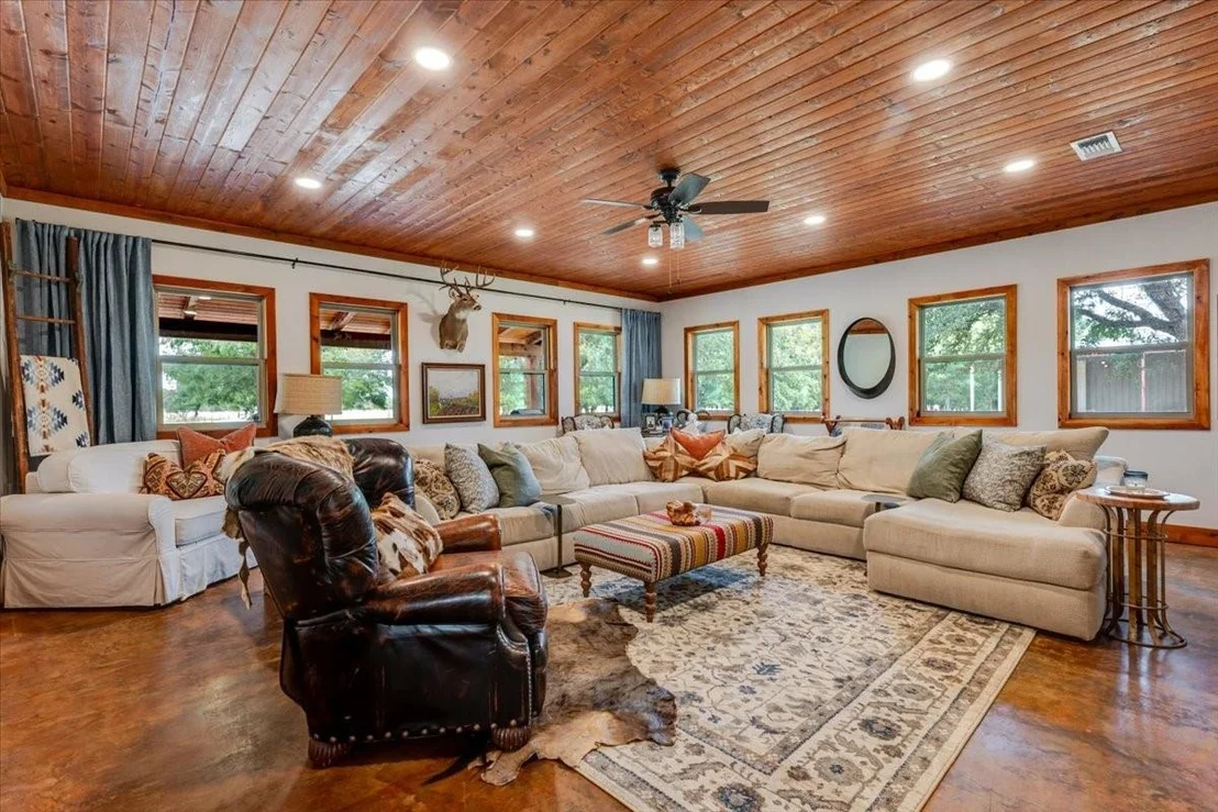 Photo of 2550 County Road 123