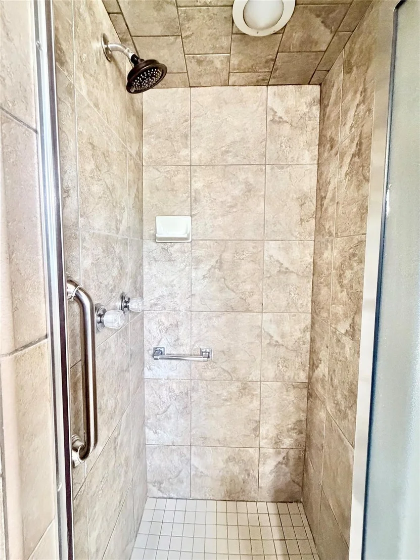Photo of 2248 Crescent Drive