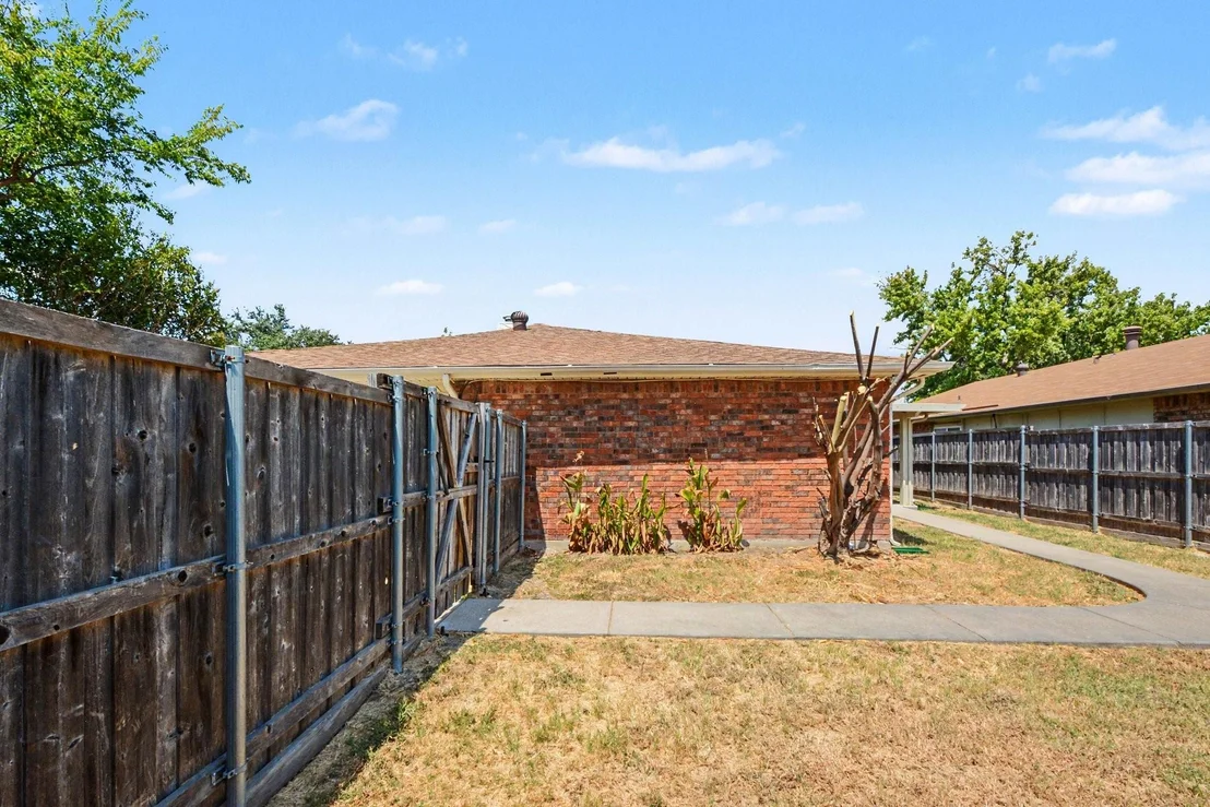 Photo of 8810 Miami Drive