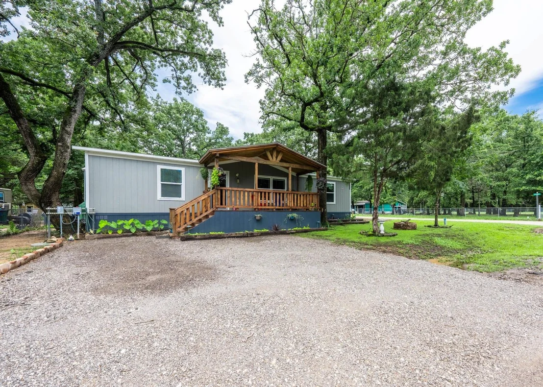Photo of 200 Pecos Drive