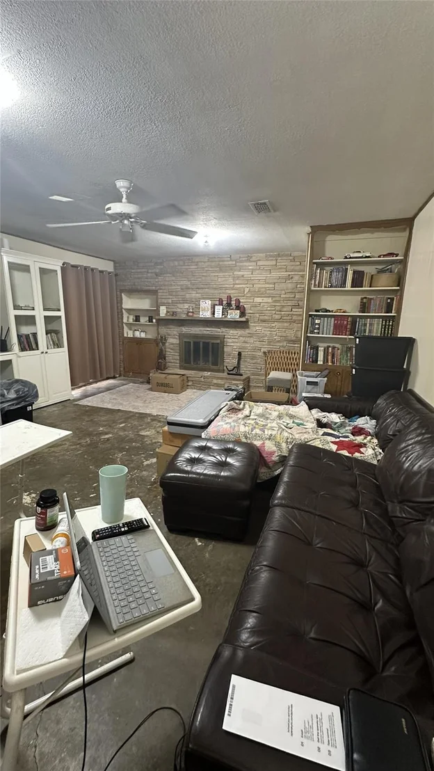 Photo of 1700 Northcrest Drive