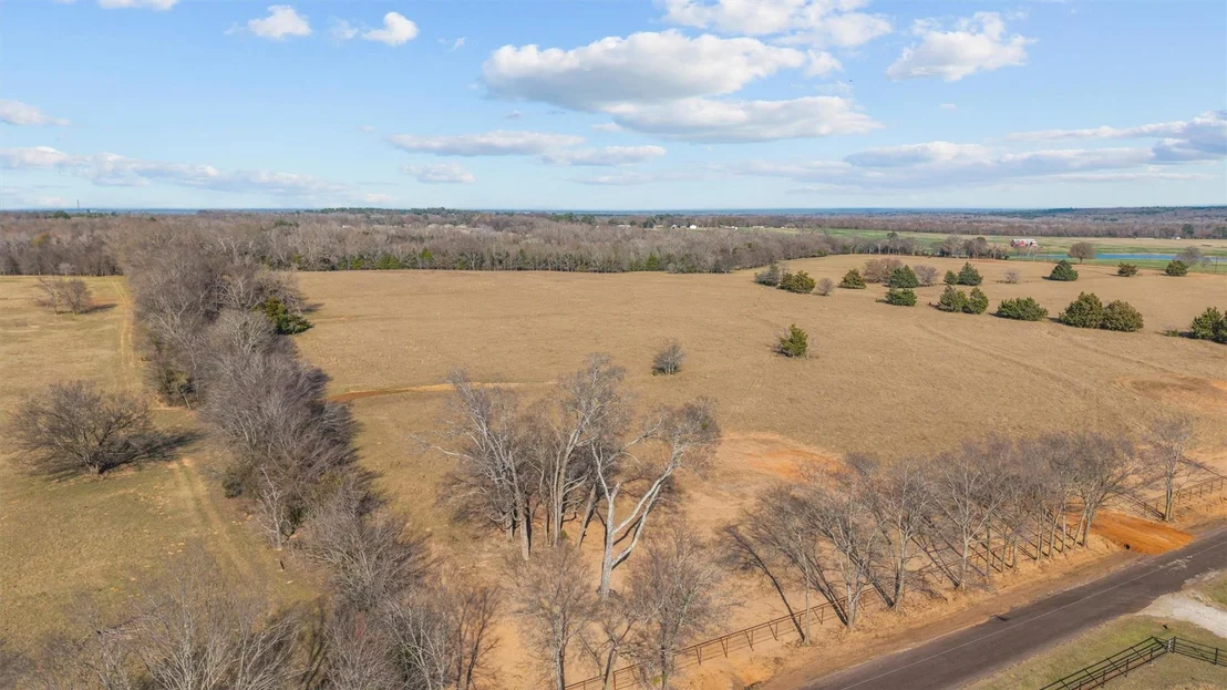 Photo of 17700 County Road 477