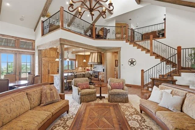 Photo of 1046 Grandview Drive