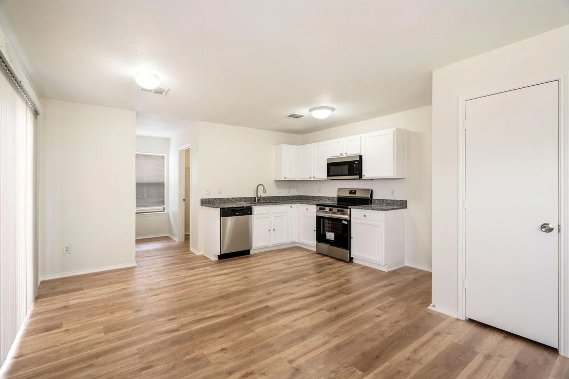 Photo of 1626 White Oak Road