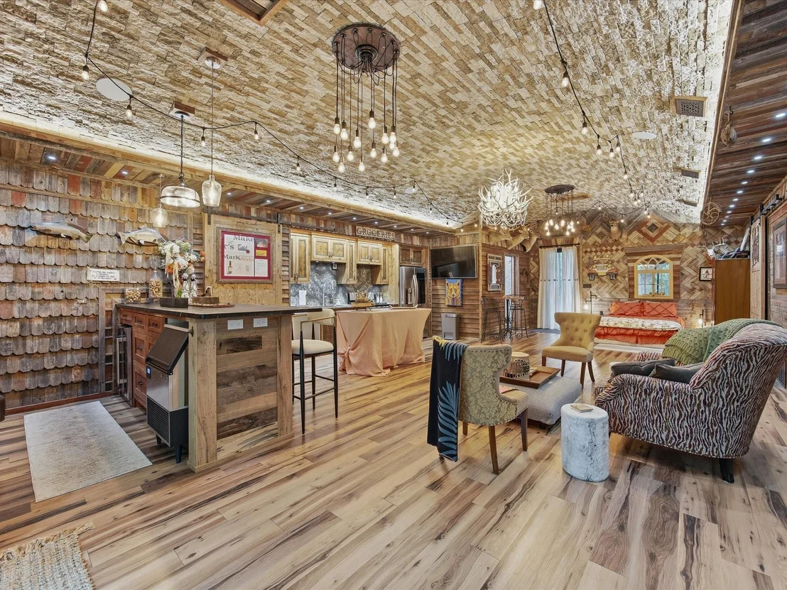 Photo of 10501 County Road 525