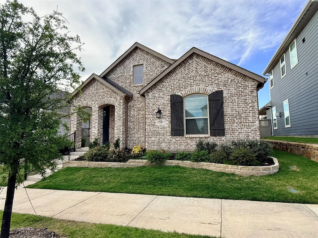 Photo of 2340 Gray Drive