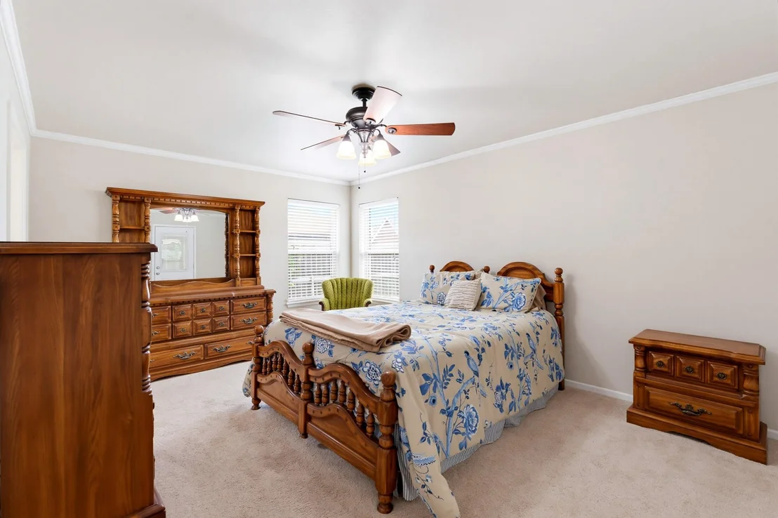 Photo of 709 Gary Ln