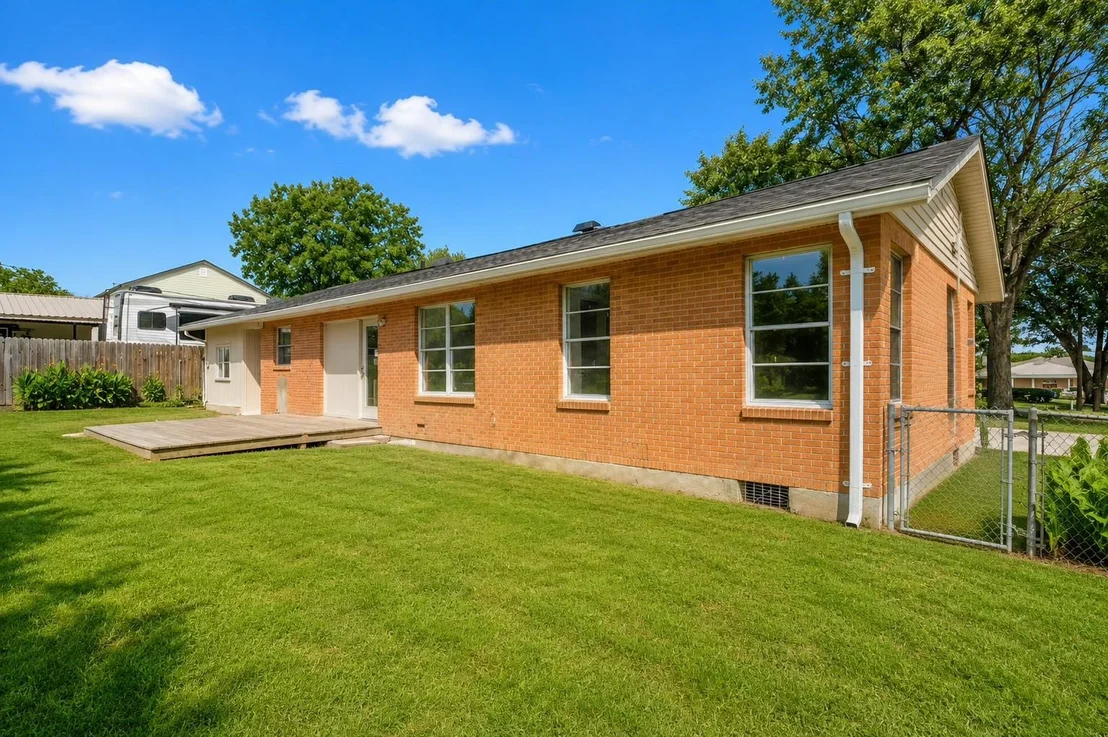 Photo of 1100 Cedar Street