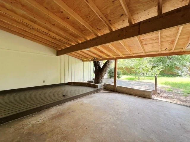 Photo of 302 W Highland Avenue