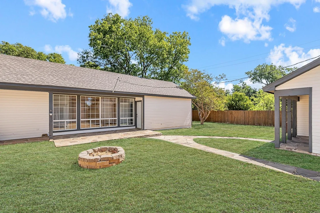 Photo of 3909 Trail Lake Drive