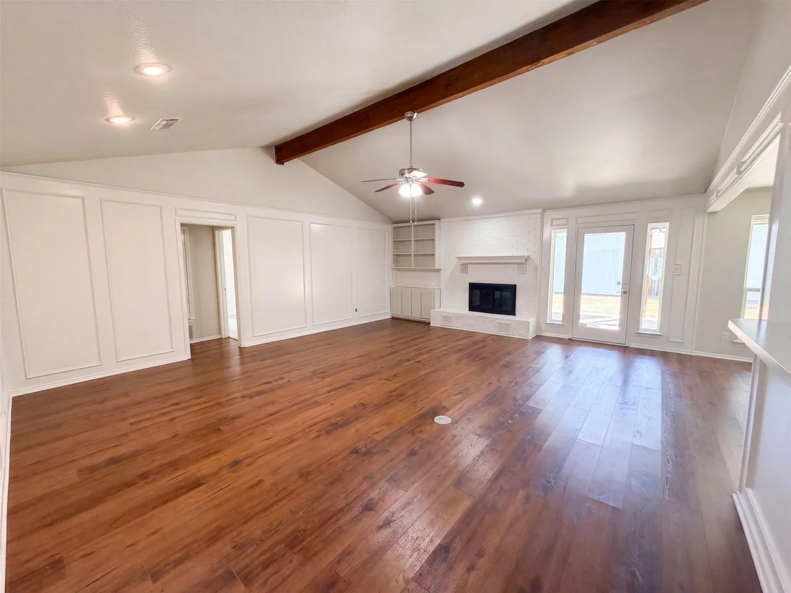 Photo of 1208 Hillcrest Drive