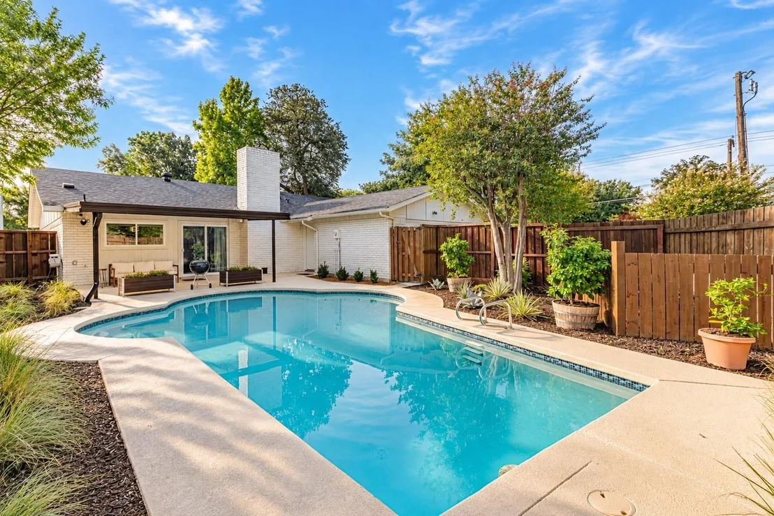 Photo of 8501 Van Pelt Drive